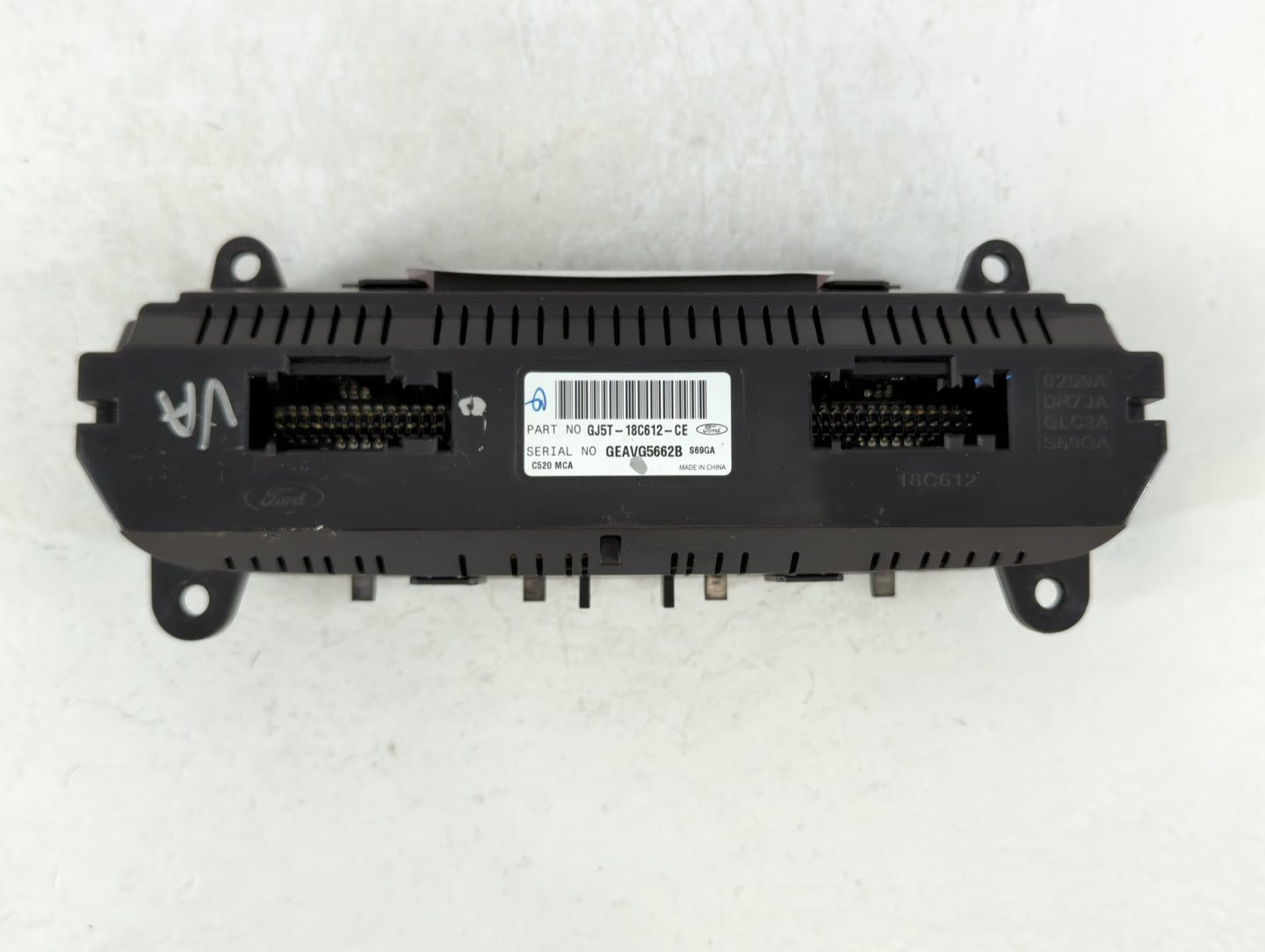 2017 Ford Escape Climate Control Module Temperature AC/Heater Replacement P/N:GJ5T-18C612-CE Fits OEM Used Auto Parts - Oemusedautoparts1.com