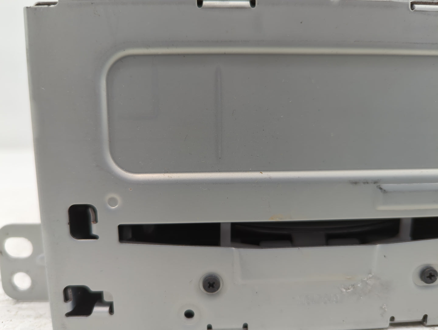 2013-2016 Chevrolet Cruze Radio AM FM Cd Player Receiver Replacement P/N:22976137 Fits Fits 2013 2014 2015 2016 OEM Used Auto Parts - Oemusedautoparts1.com