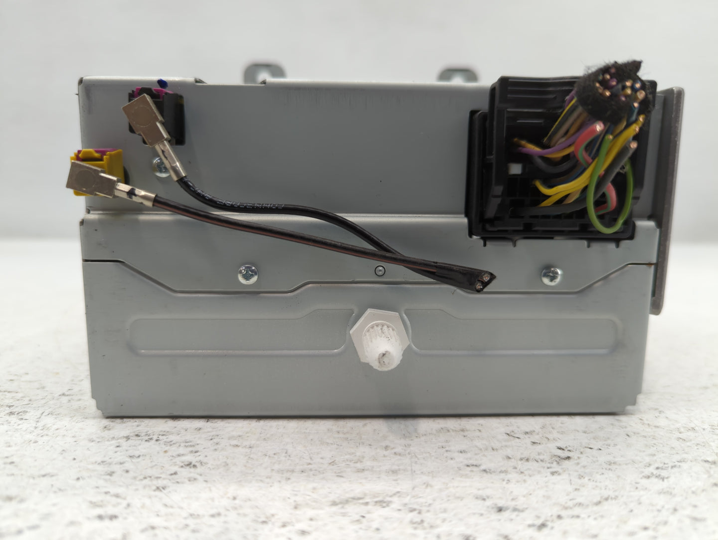 2013-2016 Chevrolet Cruze Radio AM FM Cd Player Receiver Replacement P/N:22976137 Fits Fits 2013 2014 2015 2016 OEM Used Auto Parts - Oemusedautoparts1.com
