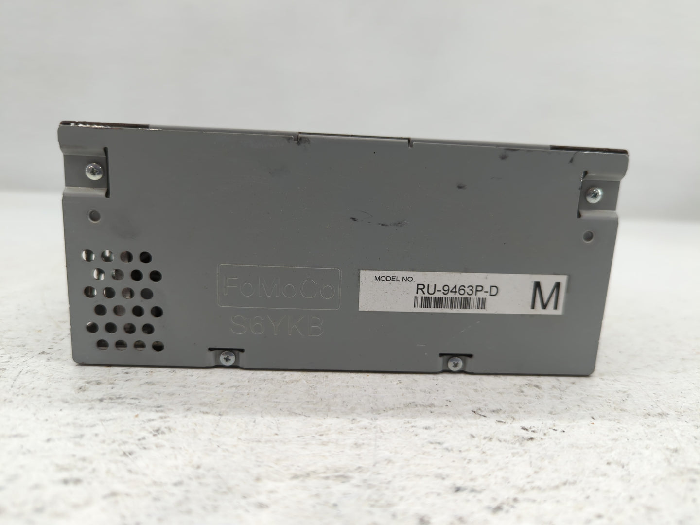 2018 Ford F-150 Radio AM FM Cd Player Receiver Replacement P/N:JL3T-18D832-AB Fits OEM Used Auto Parts - Oemusedautoparts1.com