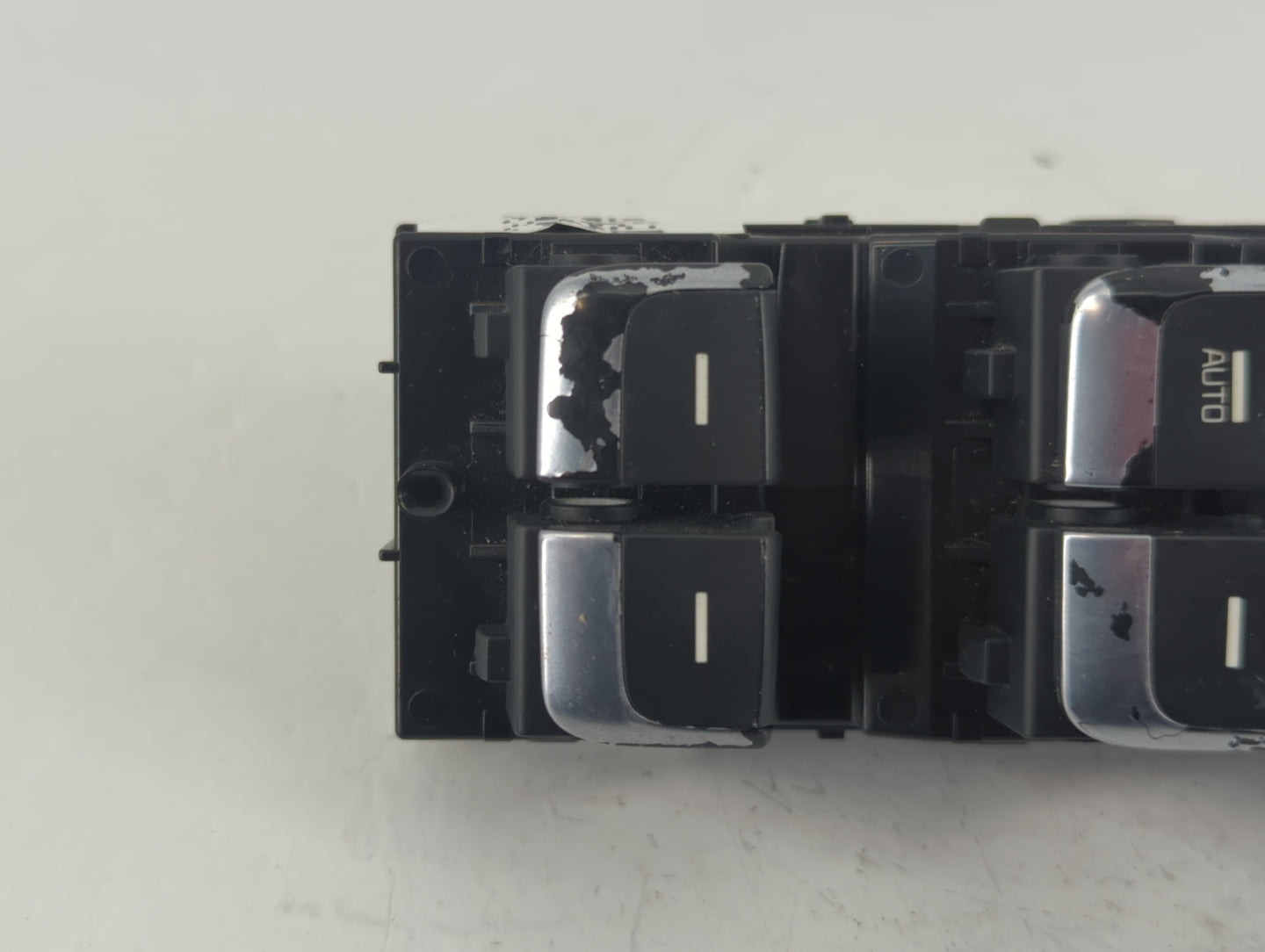 2021-2022 Chevrolet Trailblazer Master Power Window Switch Replacement Driver Side Left P/N:93571-D9000 Fits OEM Used Auto Parts - Oemusedautoparts1.com