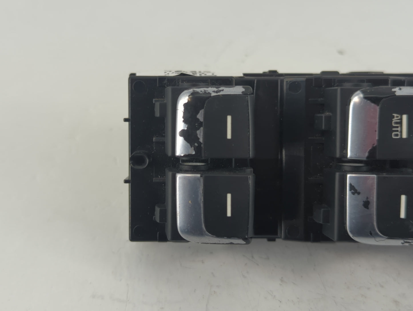 2021-2022 Chevrolet Trailblazer Master Power Window Switch Replacement Driver Side Left P/N:93571-D9000 Fits OEM Used Auto Parts - Oemusedautoparts1.com