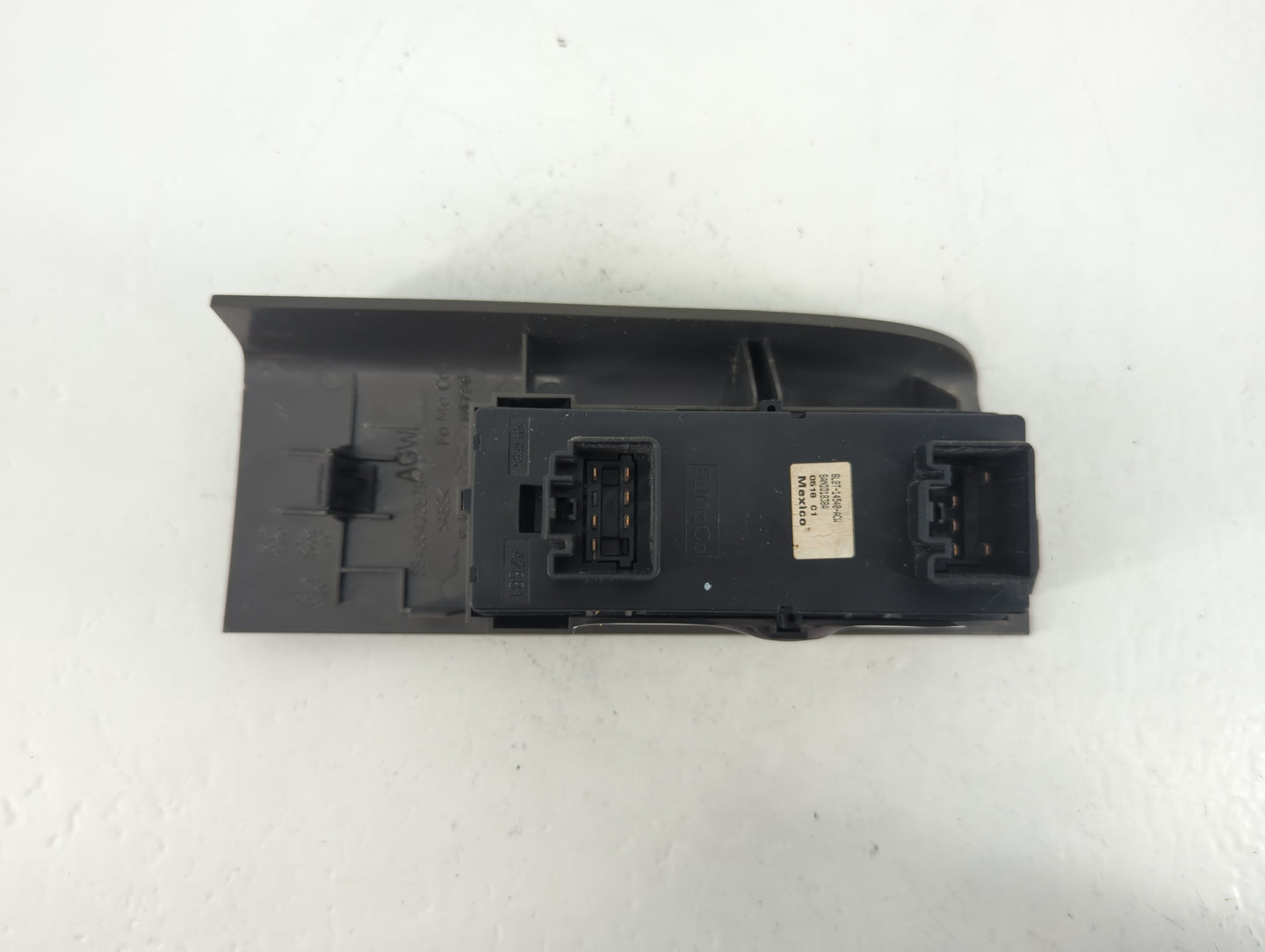 2022 Toyota Rav4 Master Power Window Switch Replacement Driver Side Left P/N:8L8T-14540-ACW Fits Fits 2018 2019 2020 2021 OEM Used Auto Parts - Oemusedautoparts1.com
