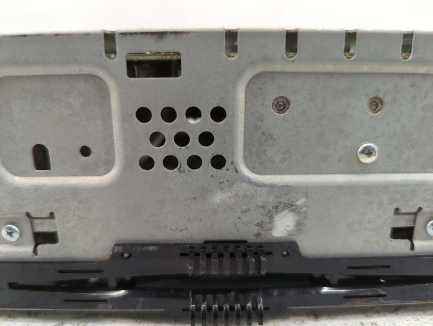 2015-2016 Lincoln Mkc Radio AM FM Cd Player Receiver Replacement P/N:EJ7T-19C107-EA Fits Fits 2015 2016 OEM Used Auto Parts - Oemusedautoparts1.com