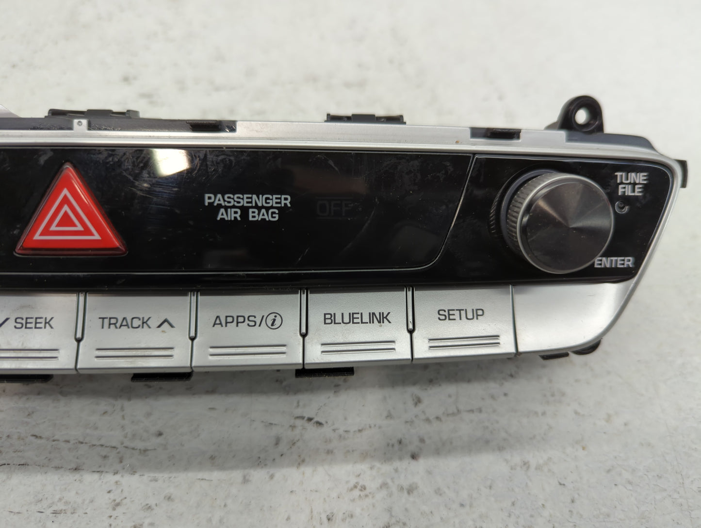 2018 Hyundai Sonata Radio AM FM Cd Player Receiver Replacement P/N:94510-C2AA0 Fits OEM Used Auto Parts - Oemusedautoparts1.com