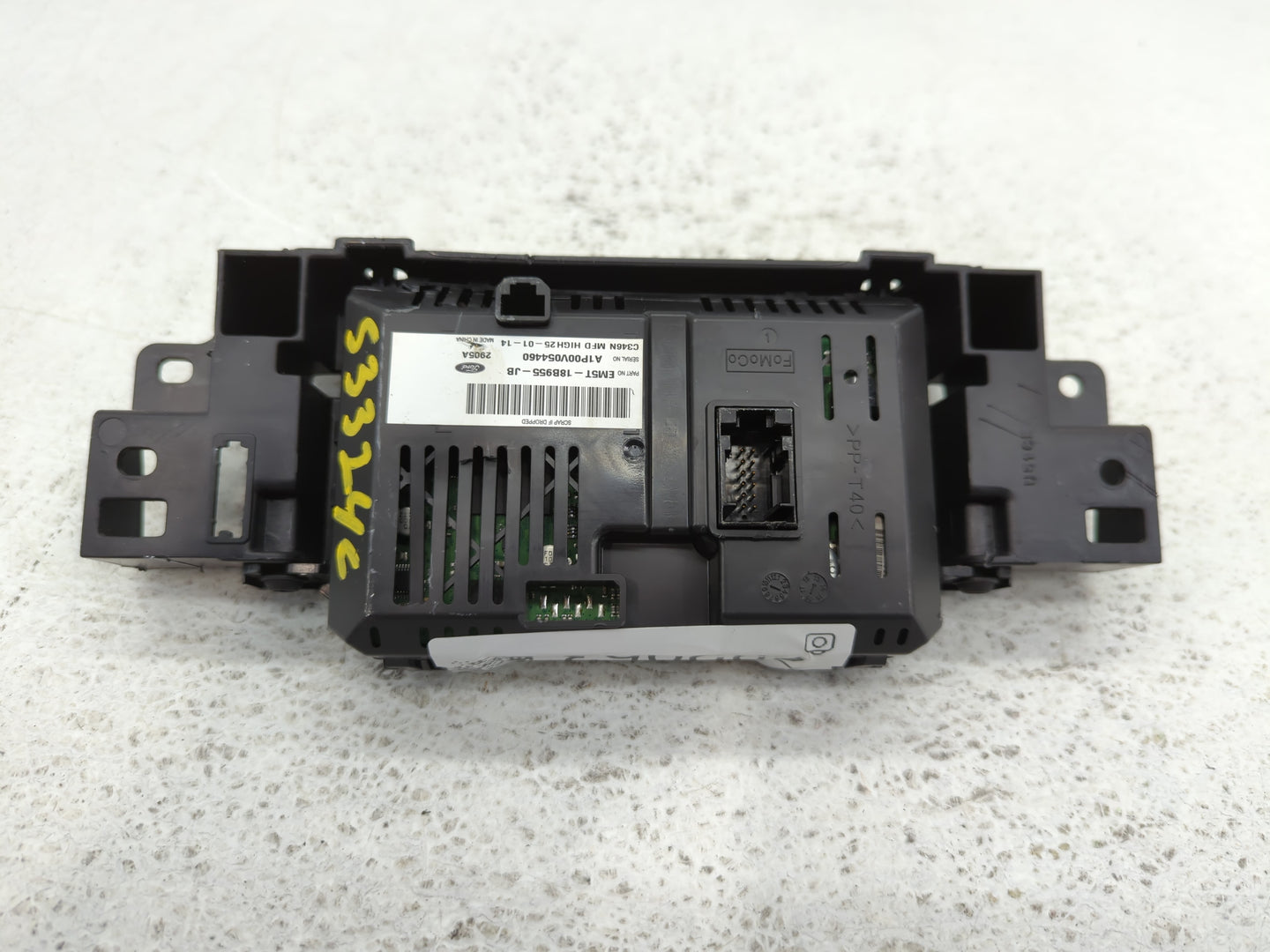 2014 Ford Focus Radio AM FM Cd Player Receiver Replacement P/N:EM5T-18B955-JB Fits OEM Used Auto Parts - Oemusedautoparts1.com