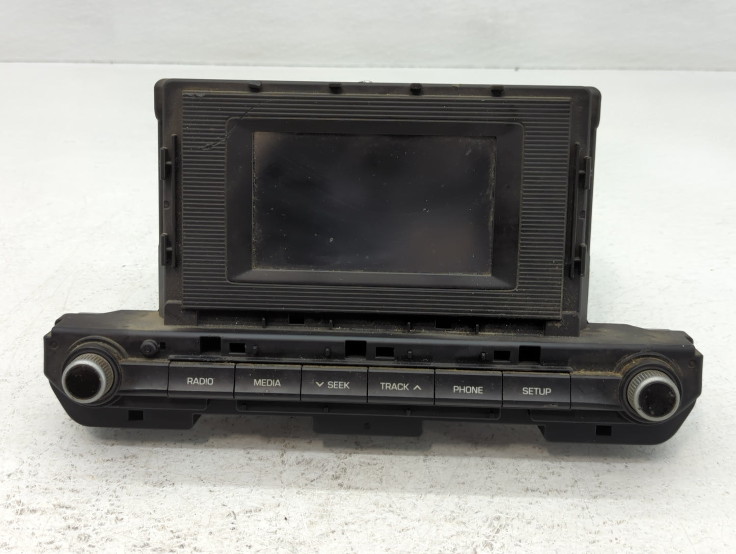 2019-2020 Hyundai Elantra Radio AM FM Cd Player Receiver Replacement P/N:96180-F2UA0SSH Fits Fits 2019 2020 OEM Used Auto Parts - Oemusedautoparts1.com
