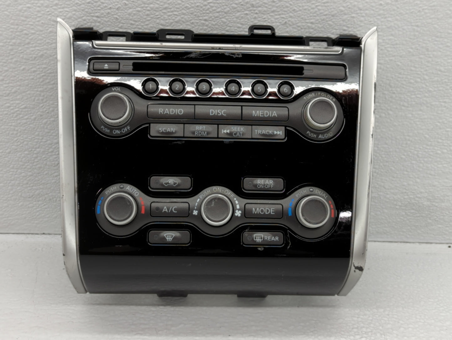 2017-2020 Nissan Pathfinder Radio AM FM Cd Player Receiver Replacement P/N:68260 9PJ0A Fits Fits 2017 2018 2019 2020 OEM Used Auto Parts - Oemusedautoparts1.com