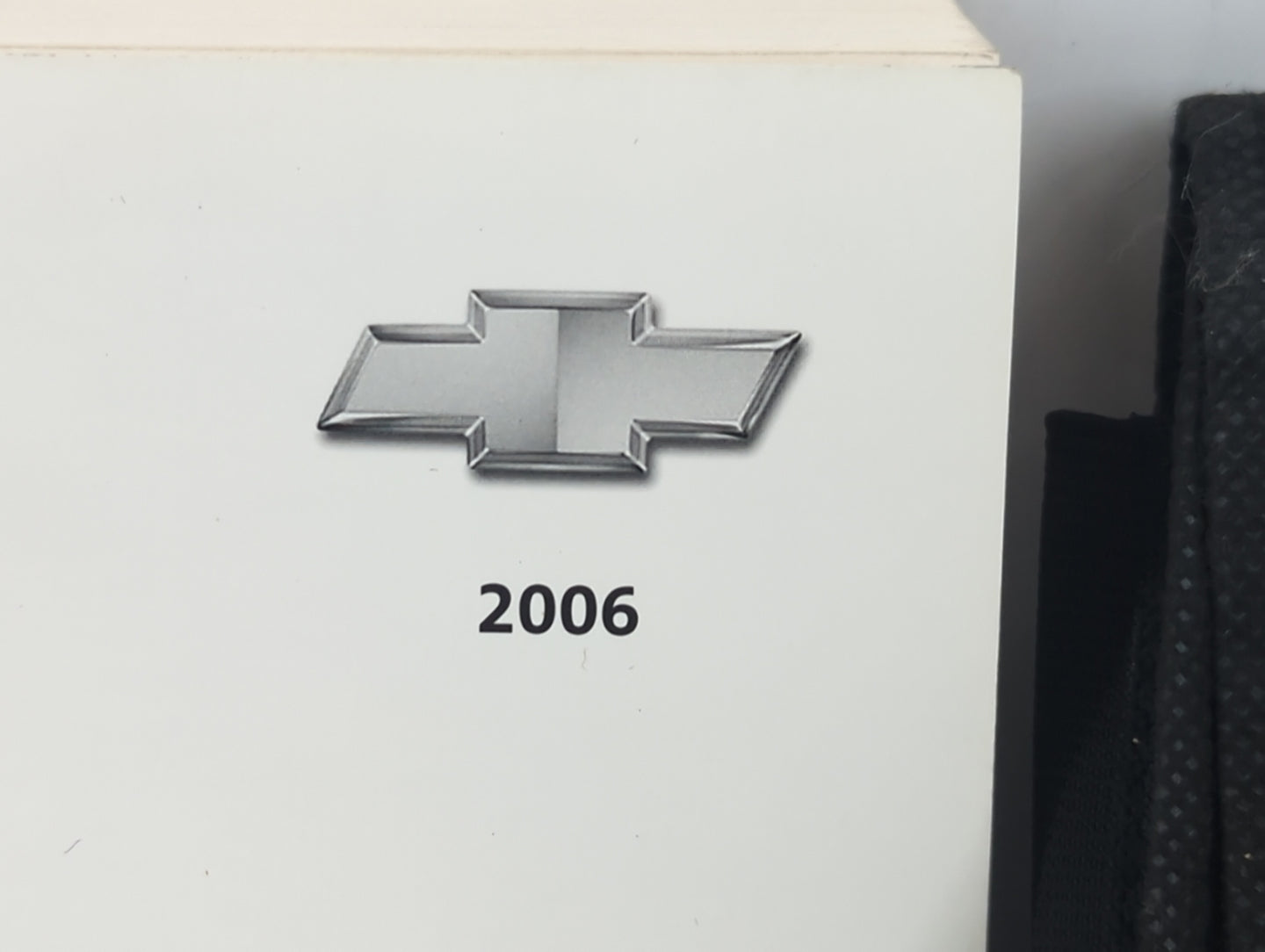 2006 Chevrolet Impala Owners Manual Book Guide OEM Used Auto Parts - Oemusedautoparts1.com