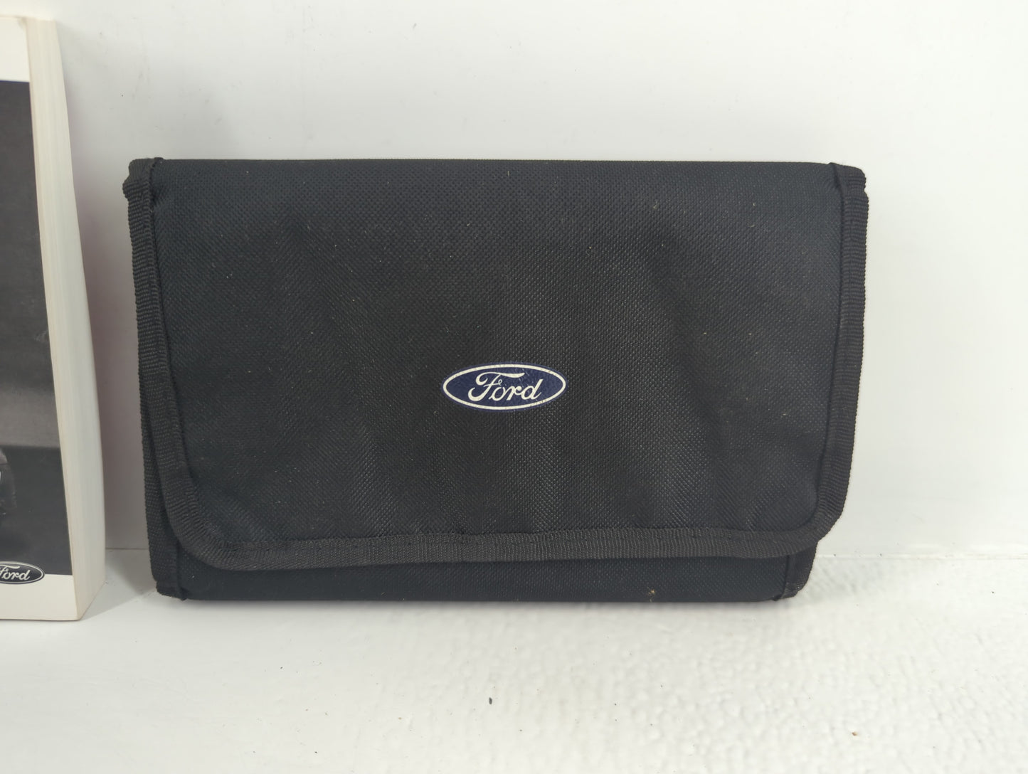 2019 Ford Fusion Owners Manual Book Guide P/N:KE5J 19A321 AA OEM Used Auto Parts - Oemusedautoparts1.com