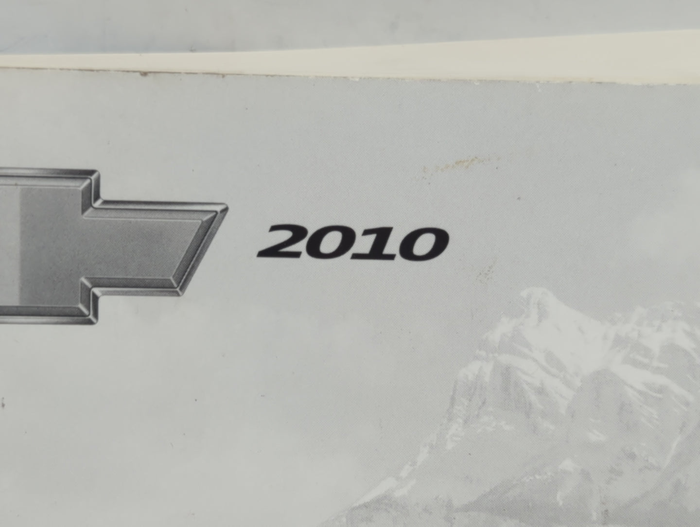2010 Chevrolet Equinox Owners Manual Book Guide P/N:25798562 B OEM Used Auto Parts - Oemusedautoparts1.com