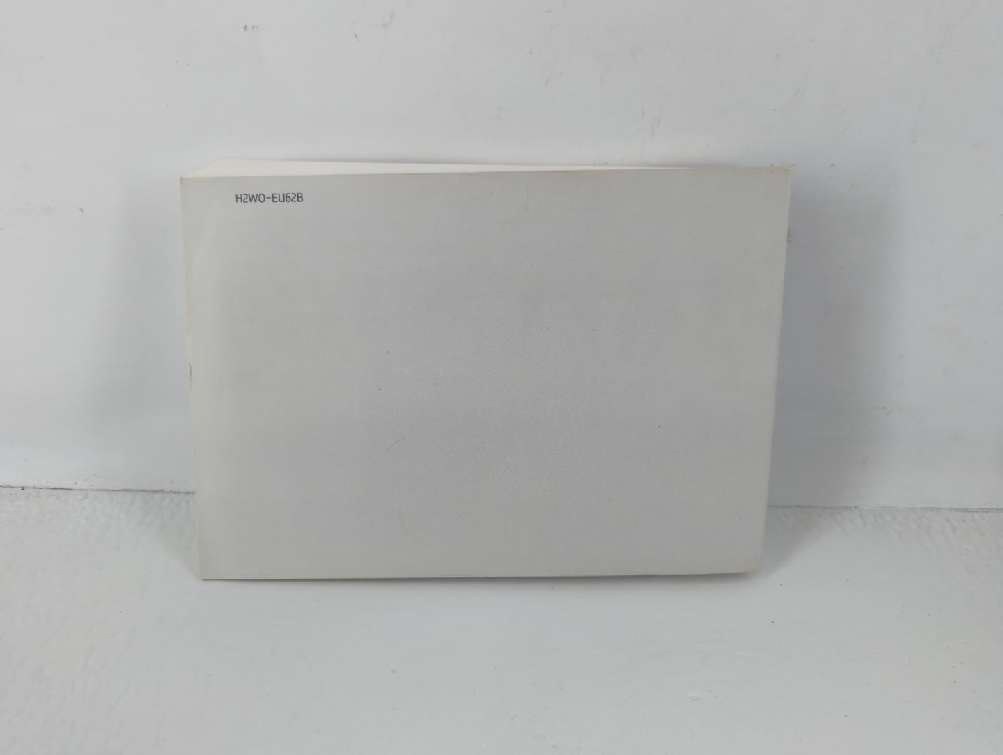 2017 Hyundai Santa Fe Owners Manual Book Guide P/N:H2W0-EU62B OEM Used Auto Parts - Oemusedautoparts1.com