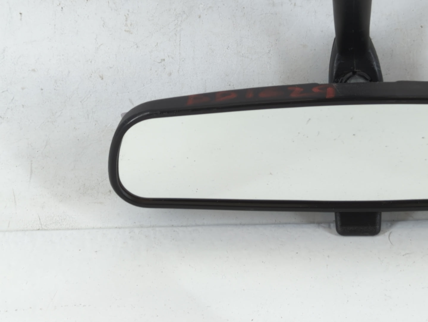 2002 Honda Civic Interior Rear View Mirror Replacement OEM P/N:IE8011681 Fits OEM Used Auto Parts - Oemusedautoparts1.com
