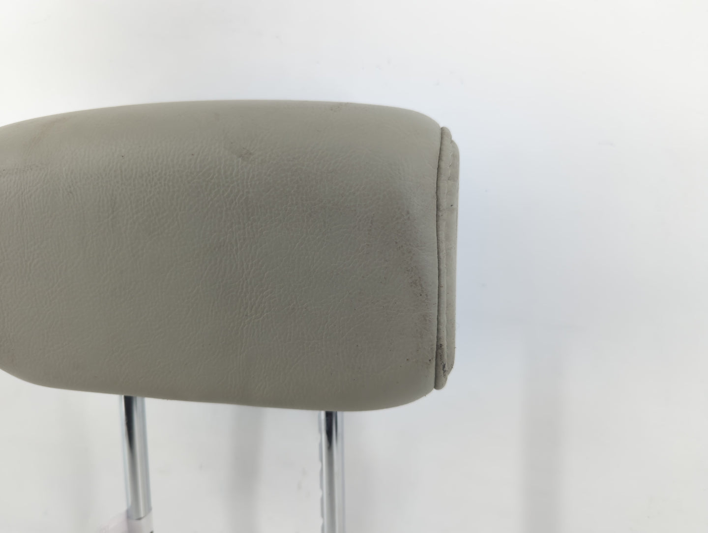 2007 Infiniti Qx56 Headrest Head Rest Front Driver Passenger Seat Fits OEM Used Auto Parts - Oemusedautoparts1.com