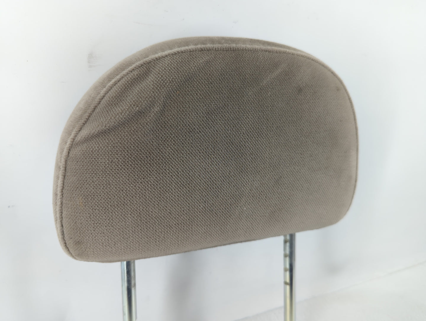 2004-2005 Ford Explorer Headrest Head Rest Front Driver Passenger Seat Fits Fits 2004 2005 OEM Used Auto Parts - Oemusedautoparts1.com