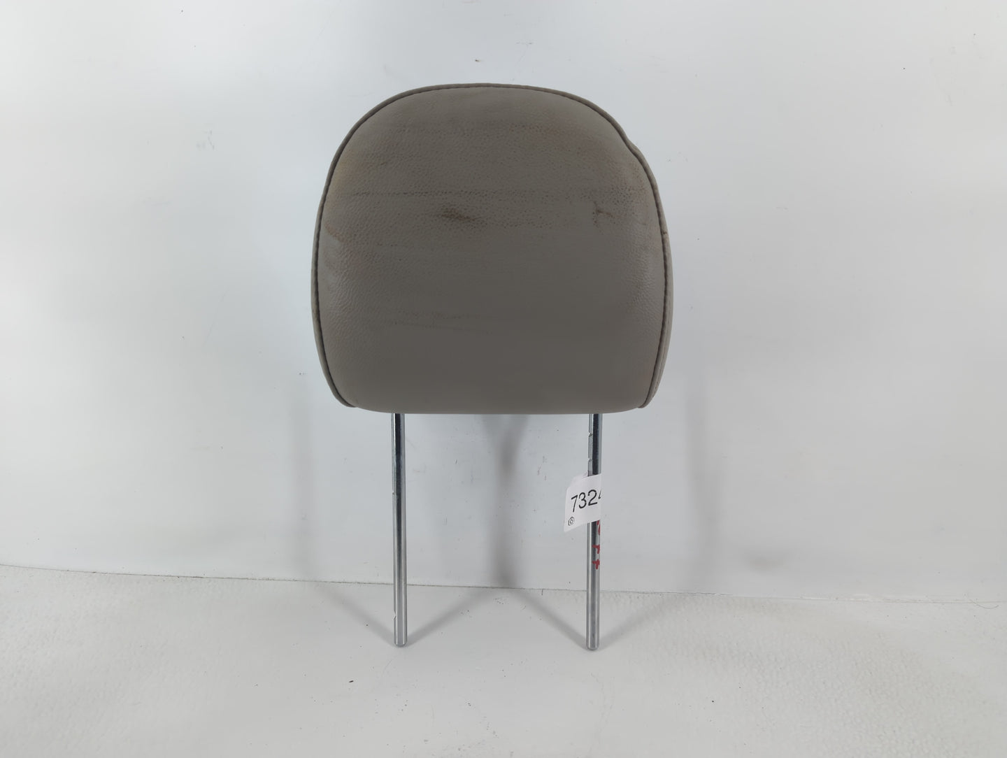 2005-2007 Chrysler 300 Headrest Head Rest Front Driver Passenger Seat Fits Fits 2005 2006 2007 OEM Used Auto Parts - Oemusedautoparts1.com