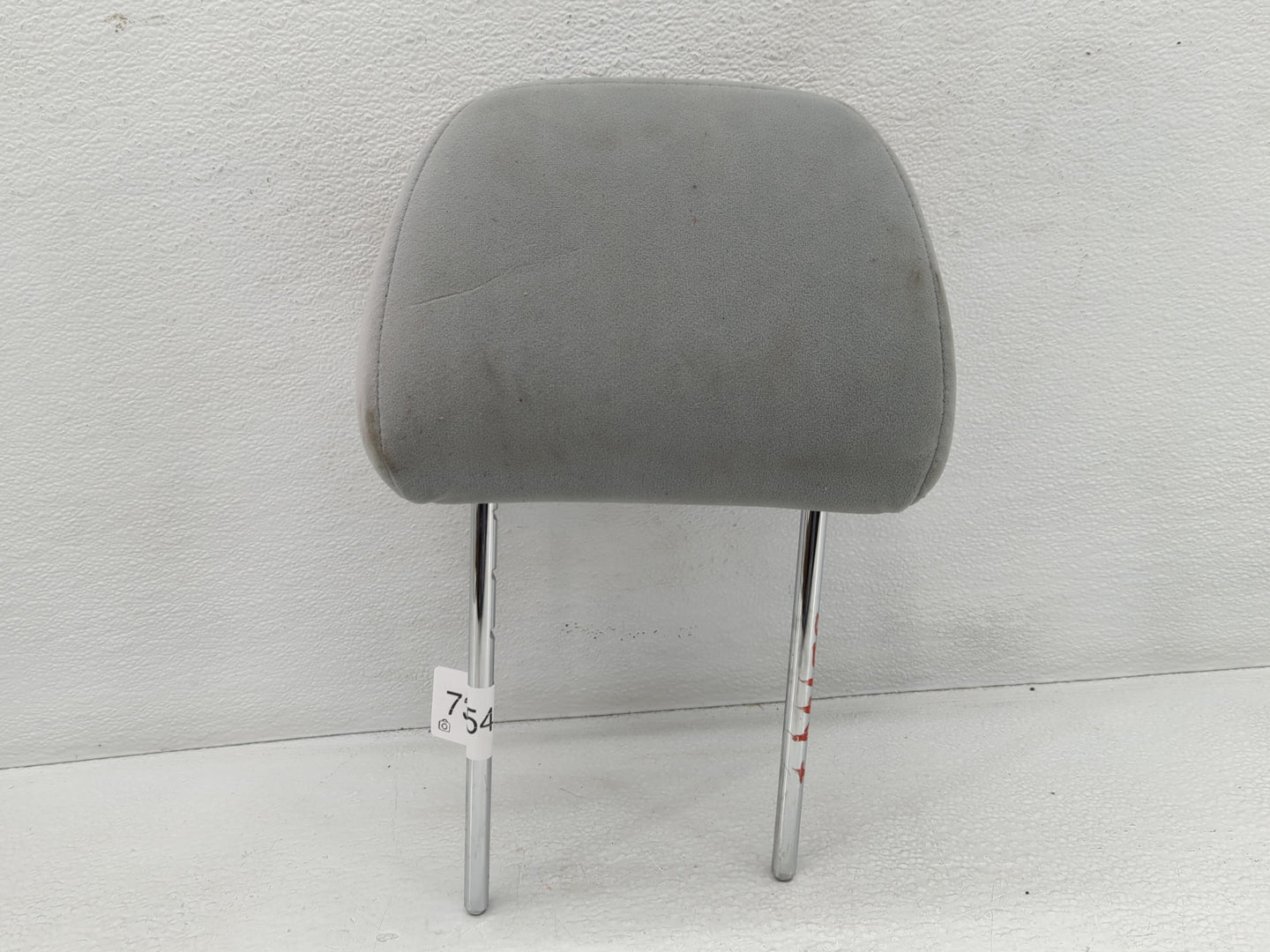 2005-2006 Ford Five Hundred Headrest Head Rest Front Driver Passenger Seat Fits Fits 2005 2006 OEM Used Auto Parts - Oemusedautoparts1.com