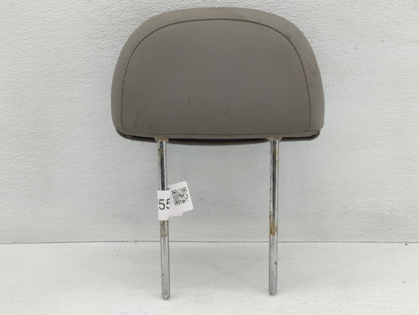 2008-2010 Saturn Vue Headrest Head Rest Front Driver Passenger Seat Fits Fits 2008 2009 2010 OEM Used Auto Parts - Oemusedautoparts1.com