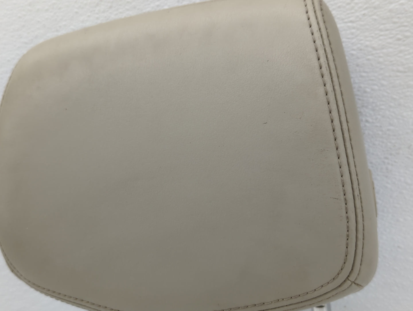 2010 Cadillac Srx Headrest Head Rest Front Driver Passenger Seat Fits OEM Used Auto Parts - Oemusedautoparts1.com