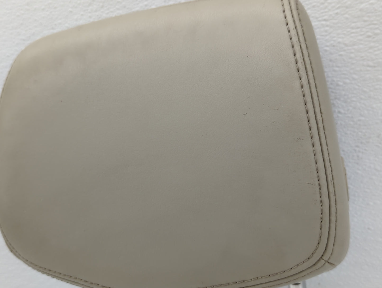 2010 Cadillac Srx Headrest Head Rest Front Driver Passenger Seat Fits OEM Used Auto Parts - Oemusedautoparts1.com