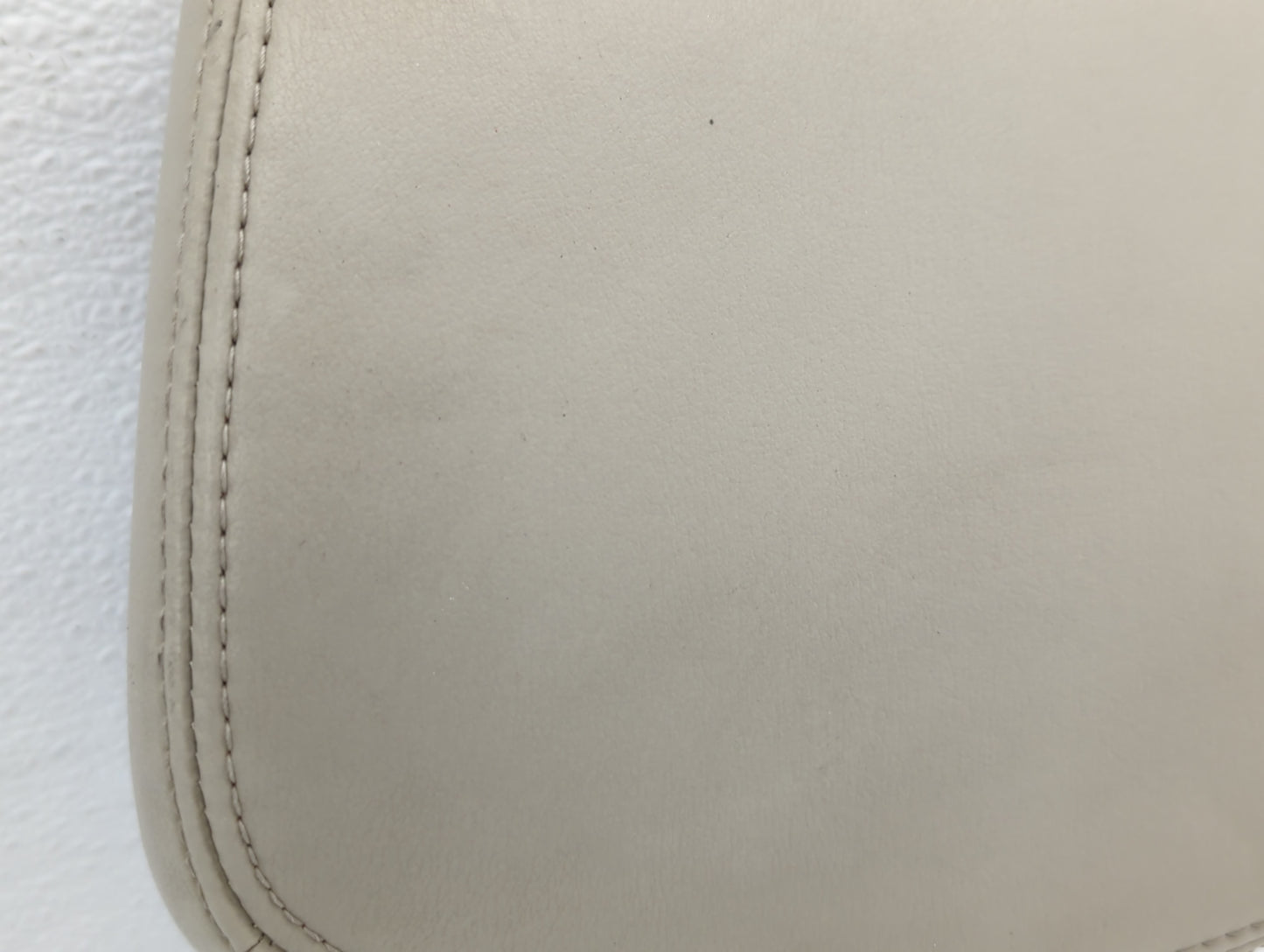 2010 Cadillac Srx Headrest Head Rest Front Driver Passenger Seat Fits OEM Used Auto Parts - Oemusedautoparts1.com