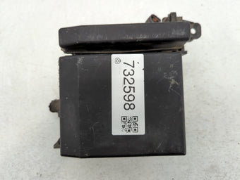 compare product 2004 Mitsubishi Galant Fusebox Fuse Box Panel Relay Module P/N:40127-0681 Fits OEM Used Auto Parts