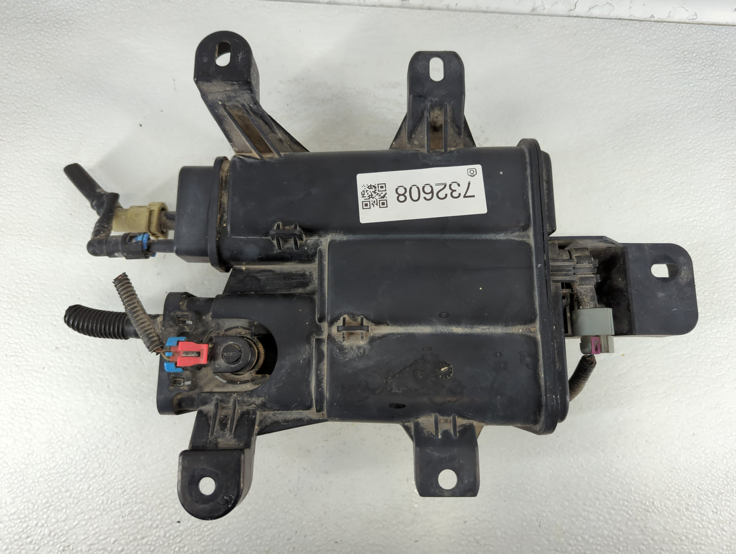 2009 Saturn Vue Fuel Vapor Charcoal Canister - Oemusedautoparts1.com