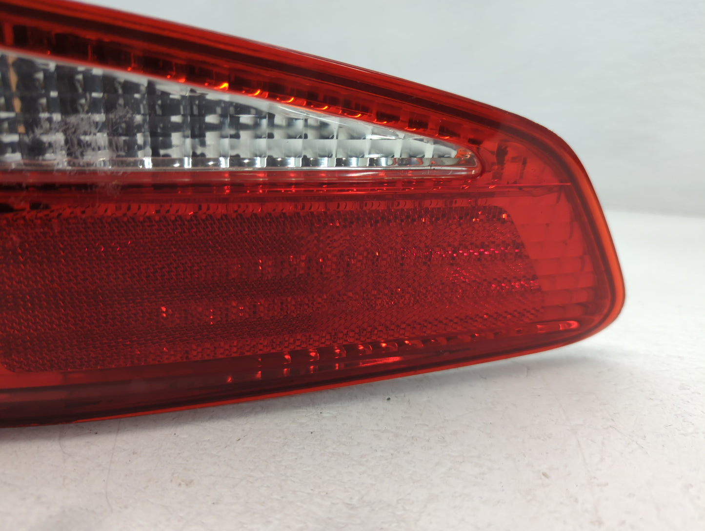 2003-2004 Honda Accord Tail Light Assembly Passenger Right OEM P/N:W21/5W 7443 Fits Fits 2003 2004 OEM Used Auto Parts - Oemusedautoparts1.com