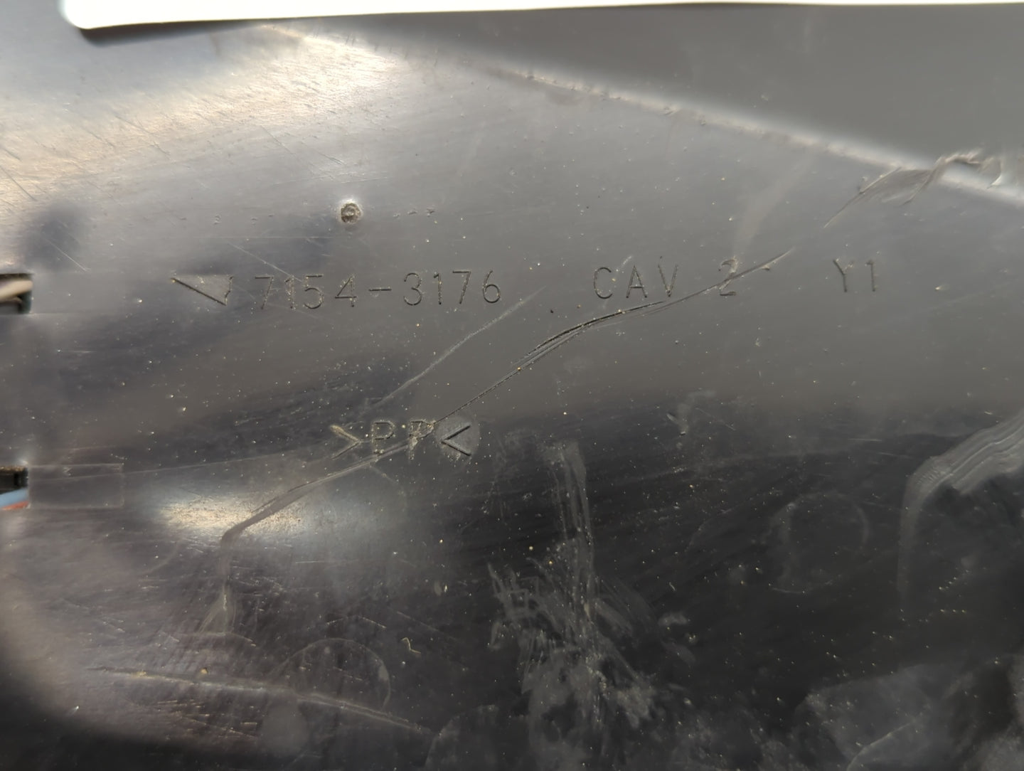 2005-2007 Ford Five Hundred Fusebox Fuse Box Panel Relay Module P/N:7154-3176 Fits Fits 2005 2006 2007 OEM Used Auto Parts - Oemusedautoparts1.com