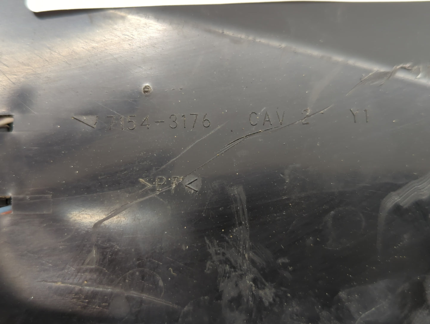 2005-2007 Ford Five Hundred Fusebox Fuse Box Panel Relay Module P/N:7154-3176 Fits Fits 2005 2006 2007 OEM Used Auto Parts - Oemusedautoparts1.com