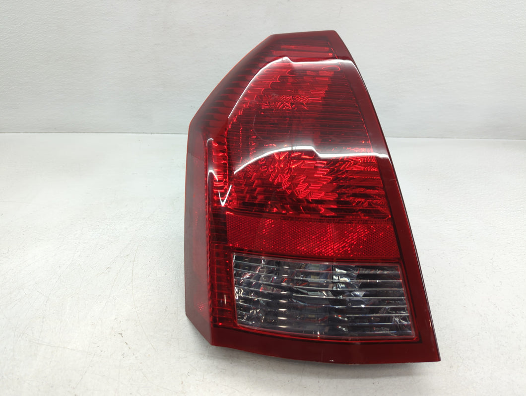 2005-2007 Chrysler 300 Tail Light Assembly Driver Left OEM P/N:58622-E Fits Fits 2005 2006 2007 OEM Used Auto Parts