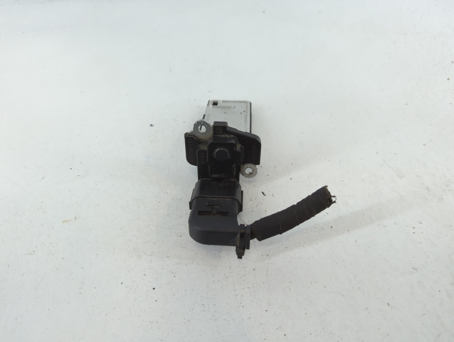 2017-2020 Cadillac Xt5 Mass Air Flow Meter Maf - Oemusedautoparts1.com