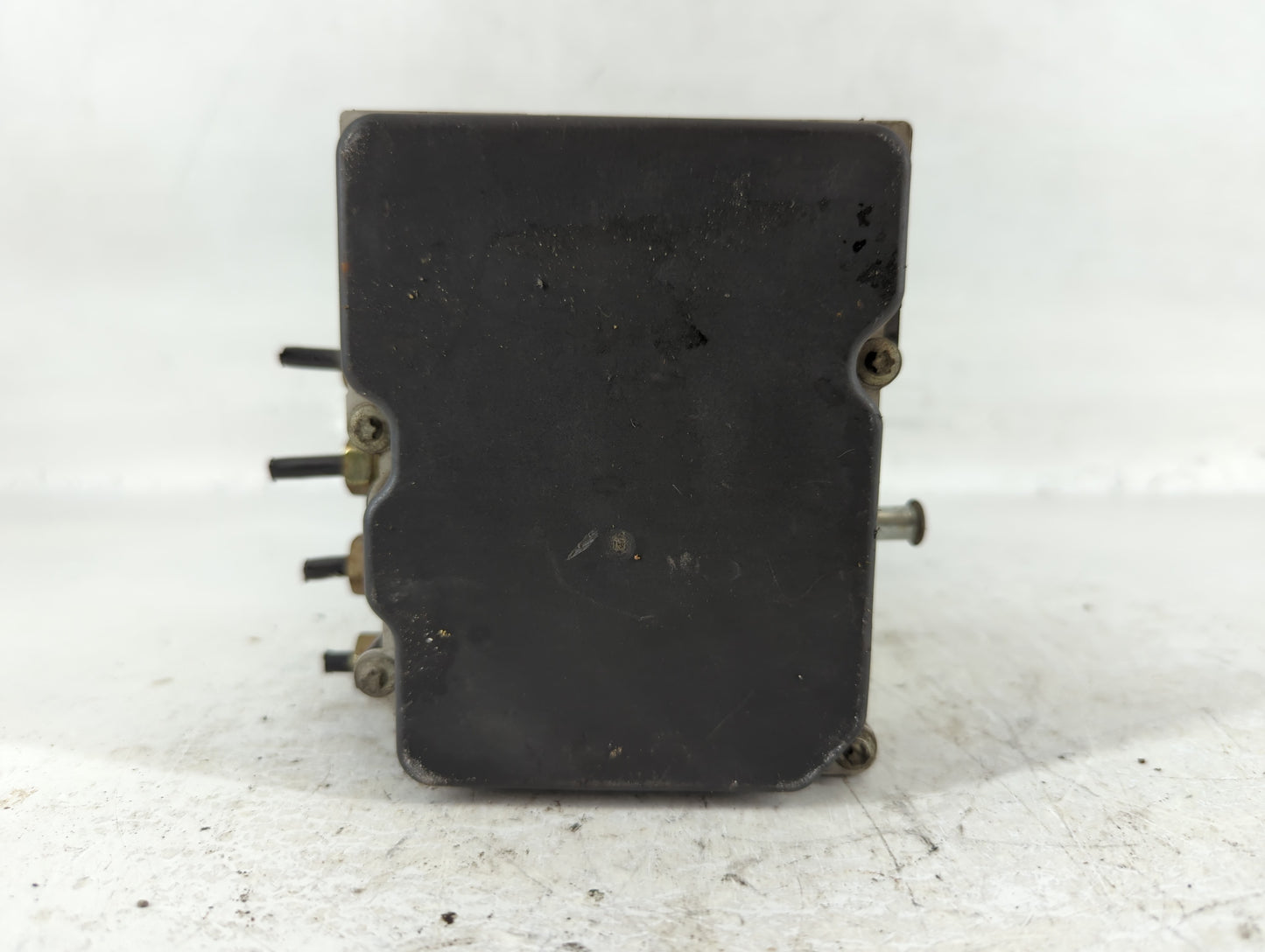 2005-2007 Ford Five Hundred ABS Pump Control Module Replacement P/N:5F93-2C333-C Fits Fits 2005 2006 2007 OEM Used Auto Parts - Oemusedautoparts1.com