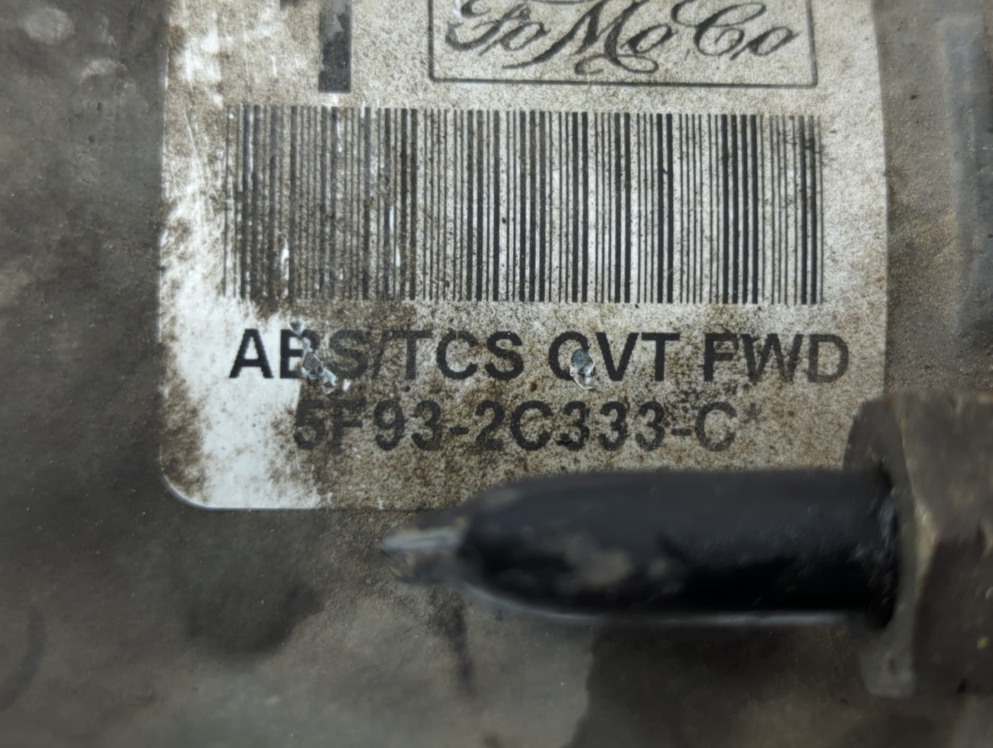 2005-2007 Ford Five Hundred ABS Pump Control Module Replacement P/N:5F93-2C333-C Fits Fits 2005 2006 2007 OEM Used Auto Parts - Oemusedautoparts1.com