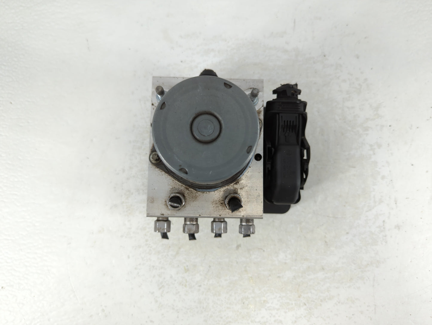 2015-2020 Dodge Grand Caravan ABS Pump Control Module Replacement P/N:P68183803AC Fits Fits 2015 2016 2017 2018 2019 2020 OEM Used Auto Parts - Oemusedautoparts1.com