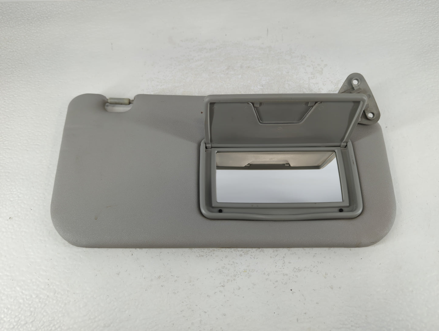 2007-2017 Mitsubishi Lancer Sun Visor Shade Replacement Passenger Right Mirror Fits OEM Used Auto Parts - Oemusedautoparts1.com