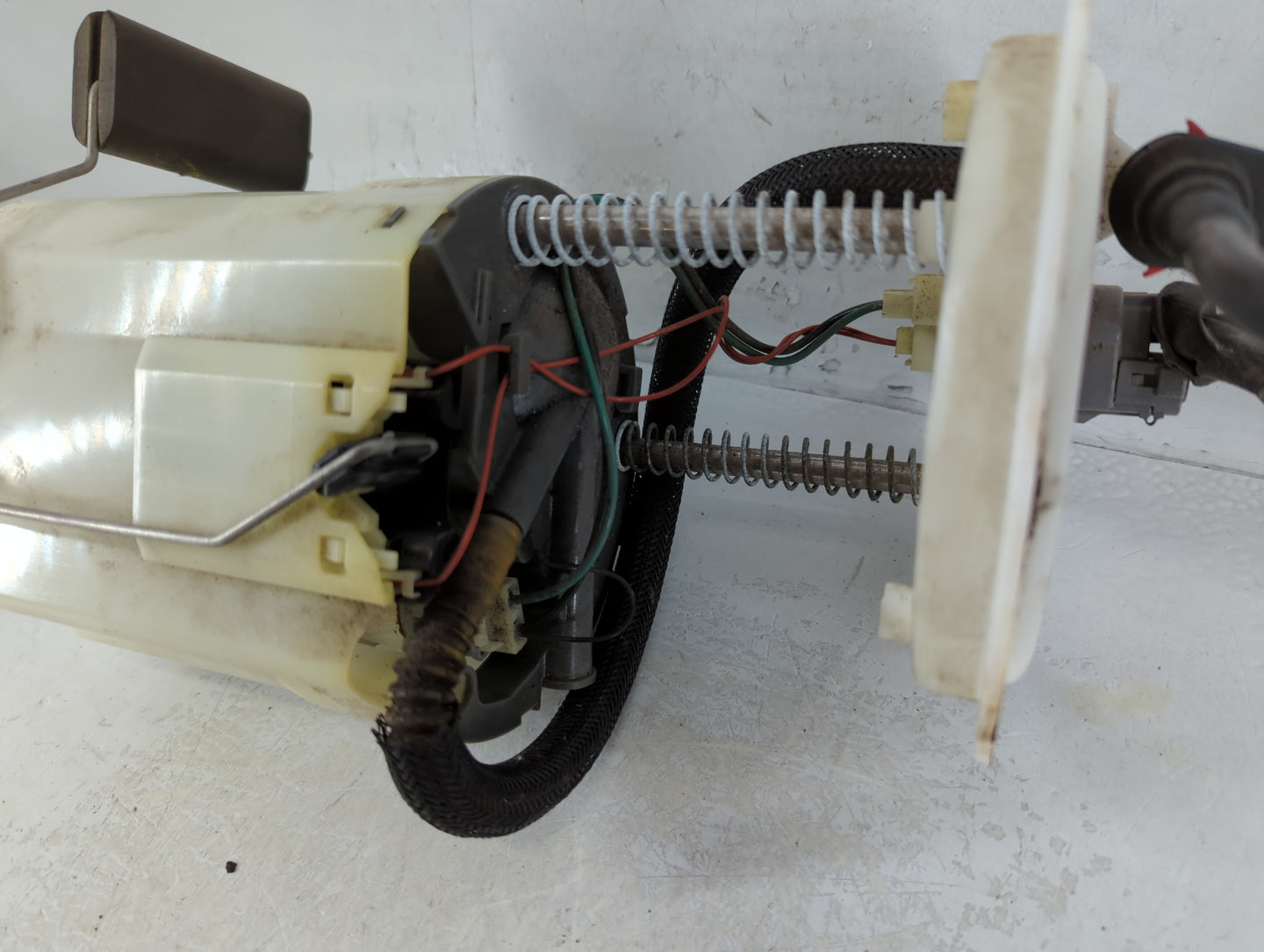 Ford Transit Electrical Gas Fuel Pump Assembly - Oemusedautoparts1.com