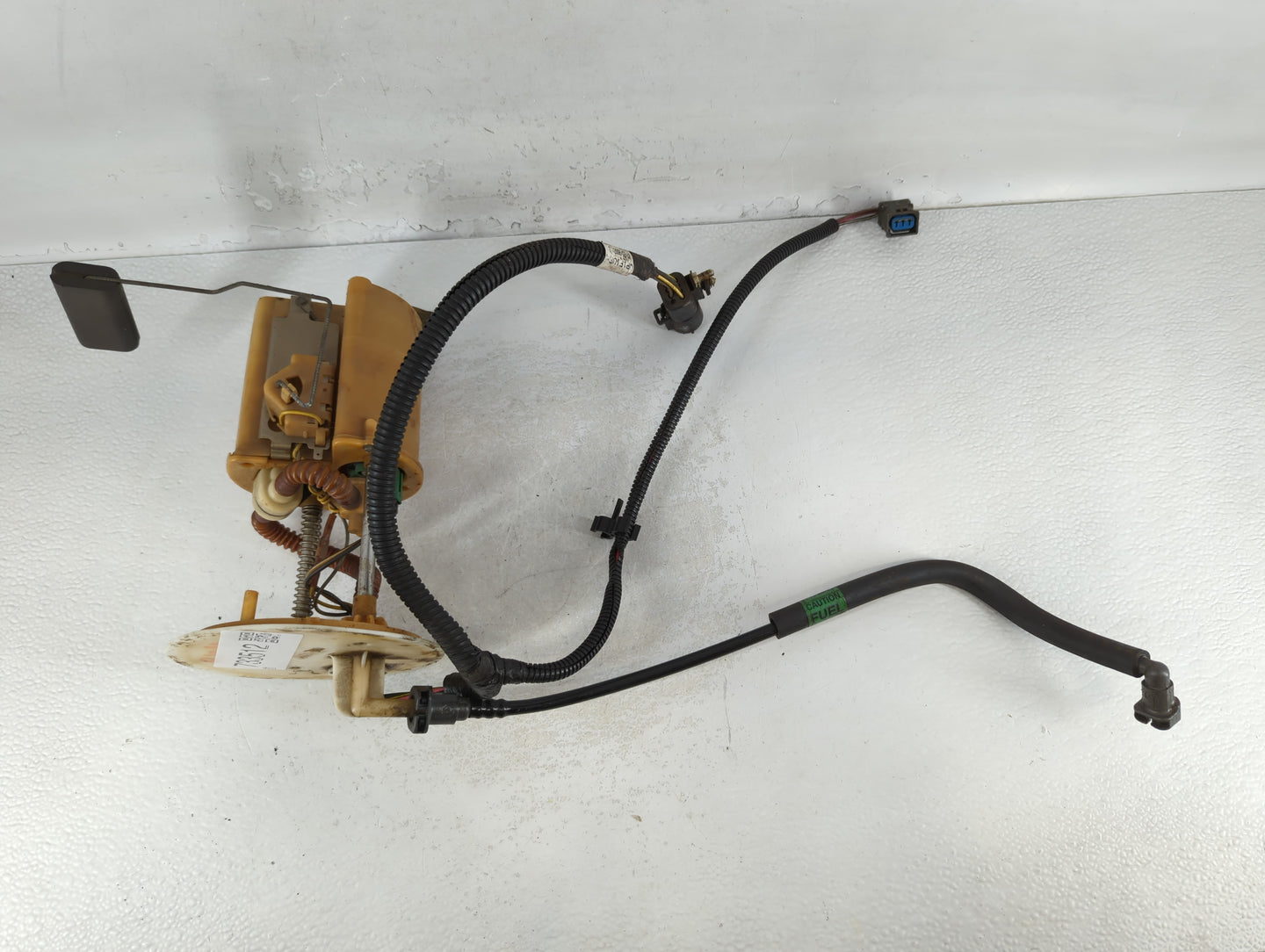 2003-2003 Mercury Sable Electrical Gas Fuel Pump Assembly - Oemusedautoparts1.com