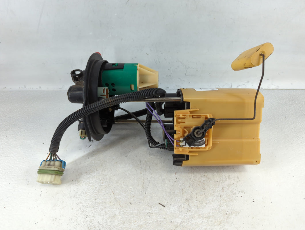 2005-2006 Pontiac Grand Prix Electrical Gas Fuel Pump Assembly