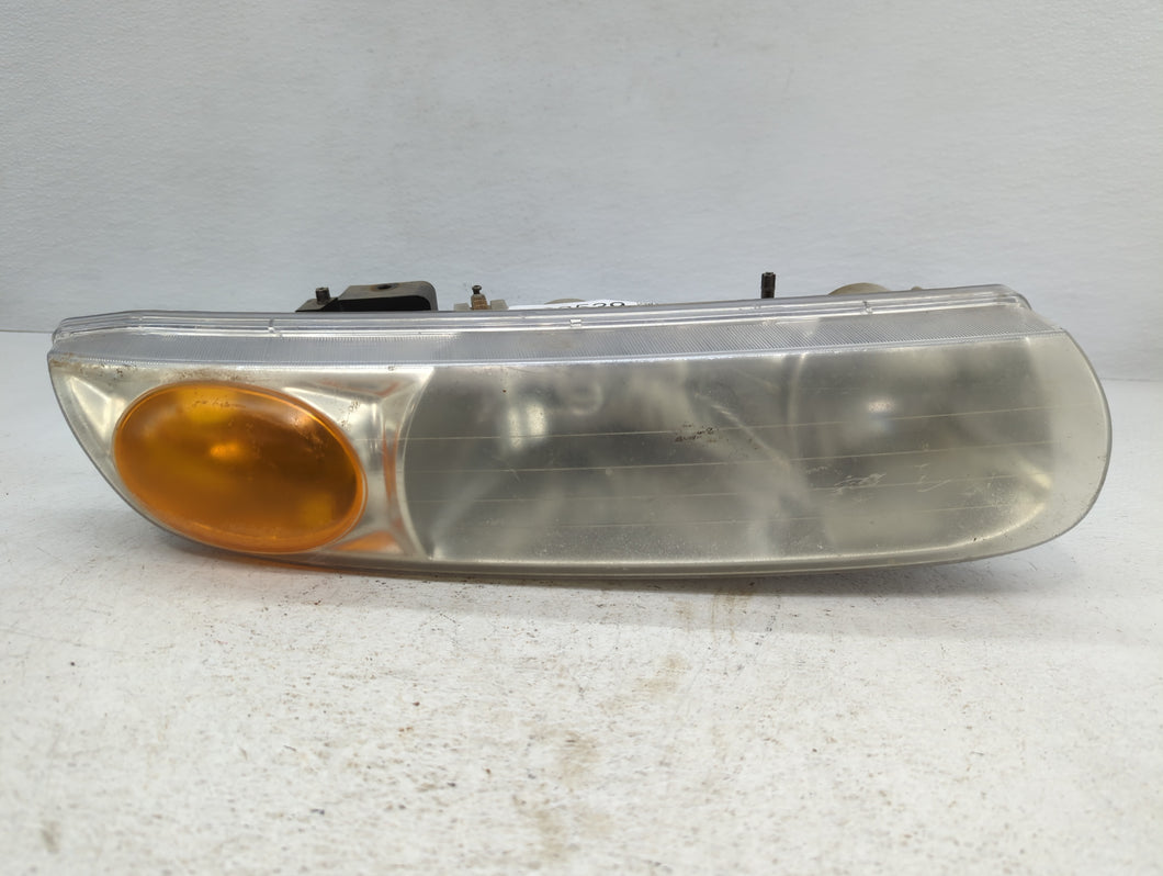 2000-2002 Saturn Sl2 Passenger Right Oem Head Light Headlight Lamp