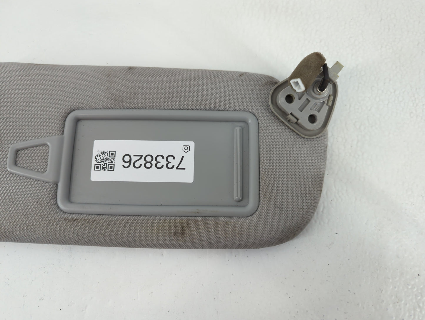 2013-2019 Hyundai Santa Fe Sun Visor Shade Replacement Passenger Right Mirror Fits Fits 2013 2014 2015 2016 2017 2018 2019 OEM Used Auto Parts - Oemusedautoparts1.com