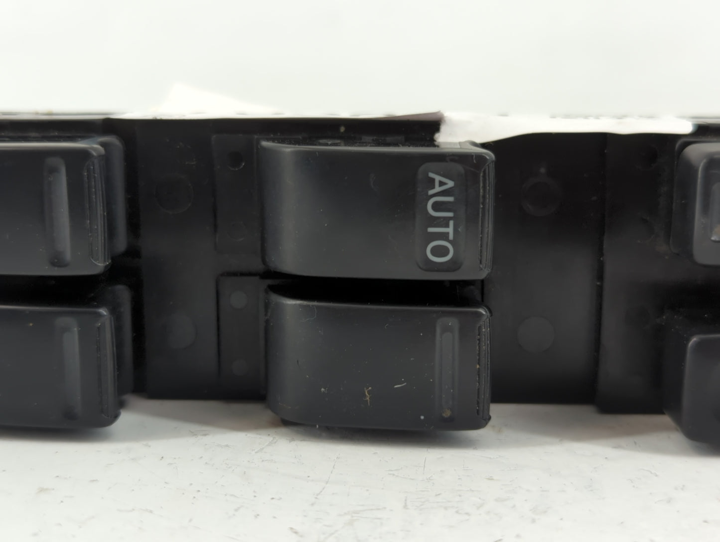 2002-2006 Nissan Altima Master Power Window Switch Replacement Driver Side Left P/N:25401 8J005 Fits Fits 2002 2003 2004 2005 2006 OEM Used Auto Parts - Oemusedautoparts1.com