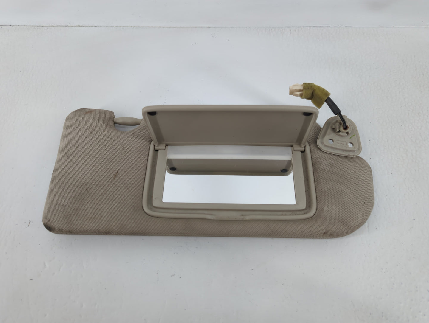 2008-2013 Infiniti G37 Sun Visor Shade Replacement Passenger Right Mirror Fits Fits 2008 2009 2010 2011 2012 2013 OEM Used Auto Parts - Oemusedautoparts1.com