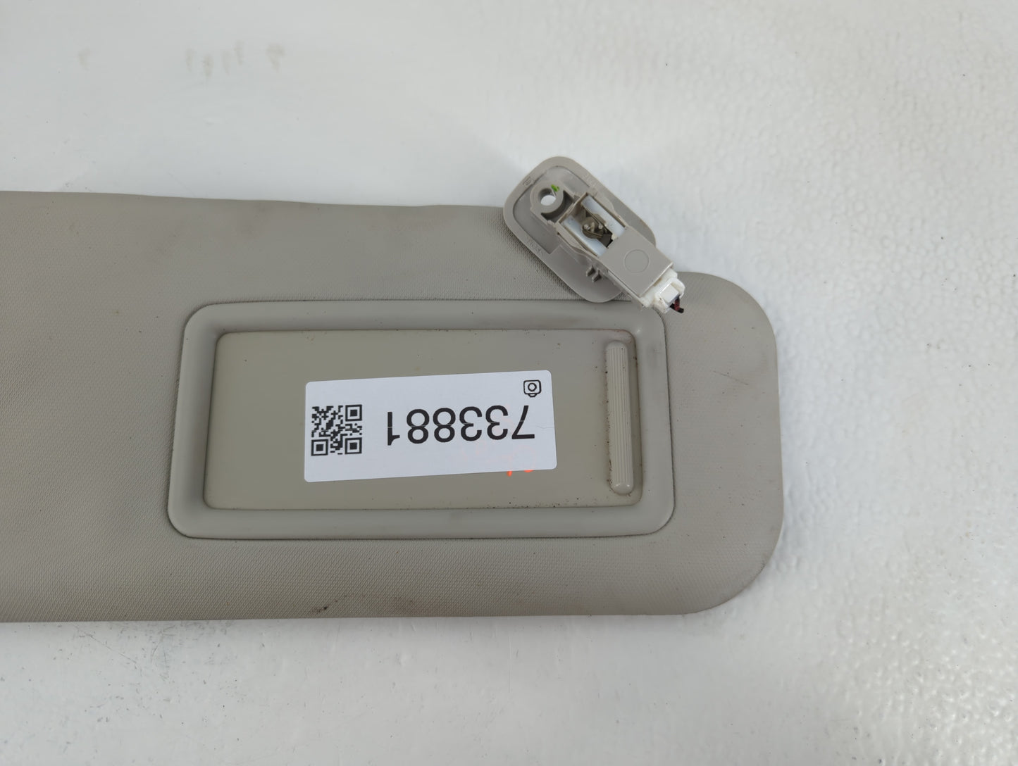 2014-2018 Mazda 3 Sun Visor Shade Replacement Passenger Right Mirror Fits Fits 2014 2015 2016 2017 2018 OEM Used Auto Parts - Oemusedautoparts1.com