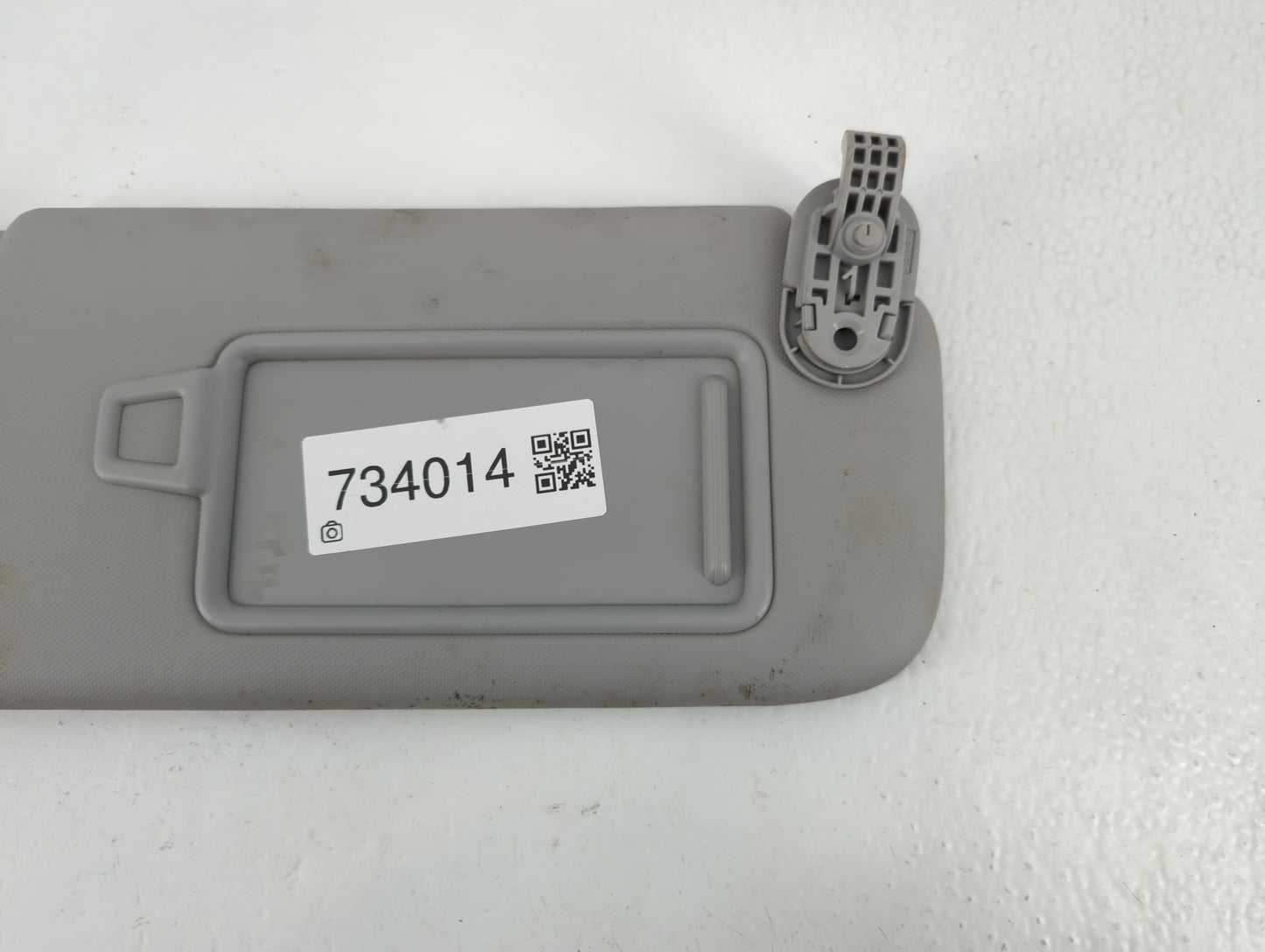 2021-2022 Hyundai Elantra Sun Visor Shade Replacement Passenger Right Mirror Fits Fits 2021 2022 OEM Used Auto Parts - Oemusedautoparts1.com