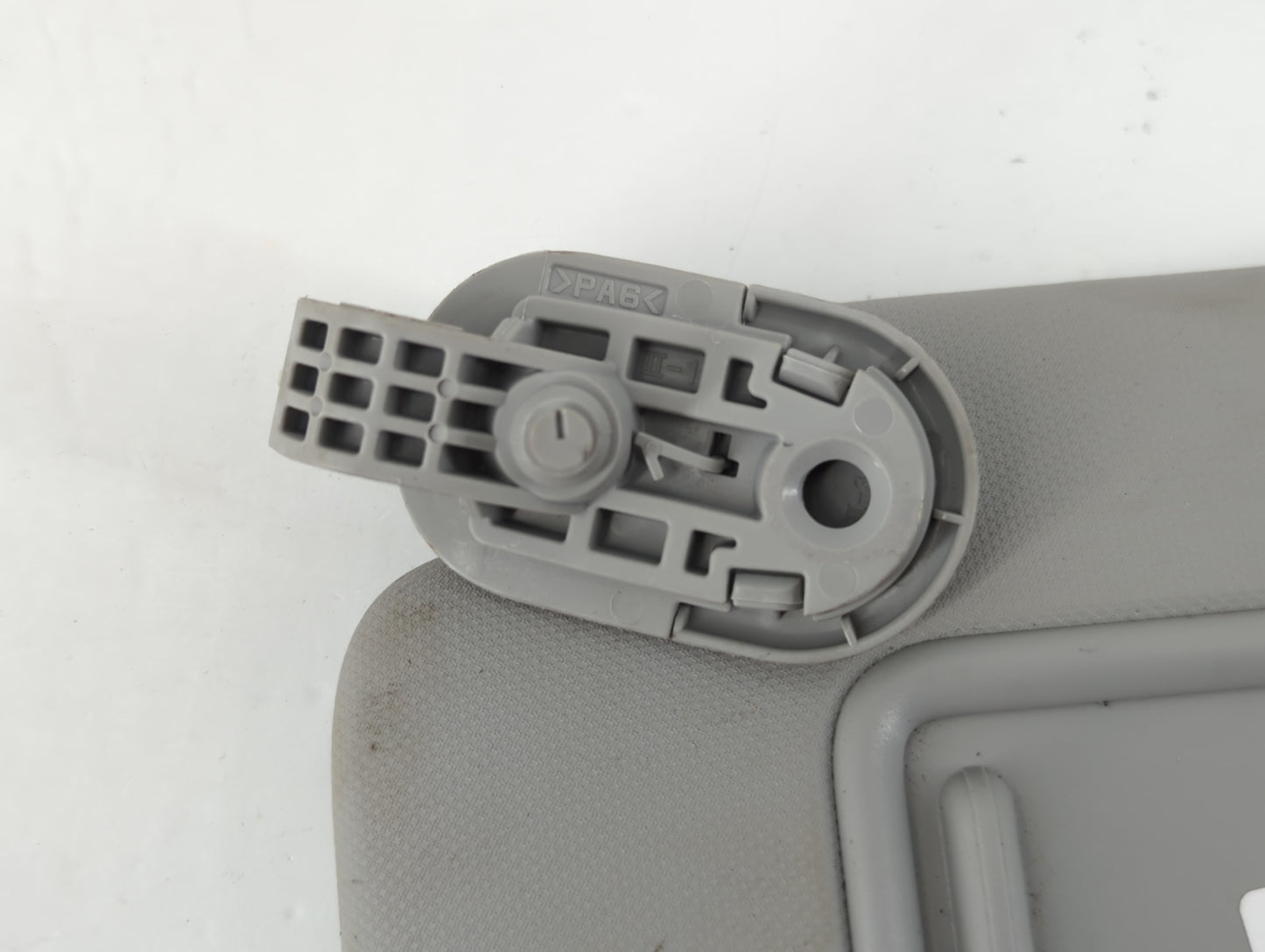 2021-2022 Hyundai Elantra Sun Visor Shade Replacement Driver Left Mirror Fits Fits 2021 2022 OEM Used Auto Parts - Oemusedautoparts1.com