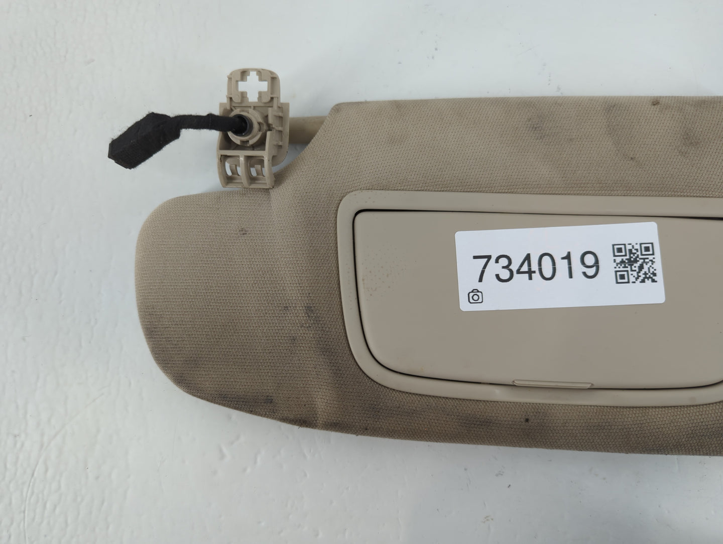 2015-2017 Lincoln Mkz Sun Visor Shade Replacement Driver Left Mirror Fits Fits 2015 2016 2017 OEM Used Auto Parts - Oemusedautoparts1.com
