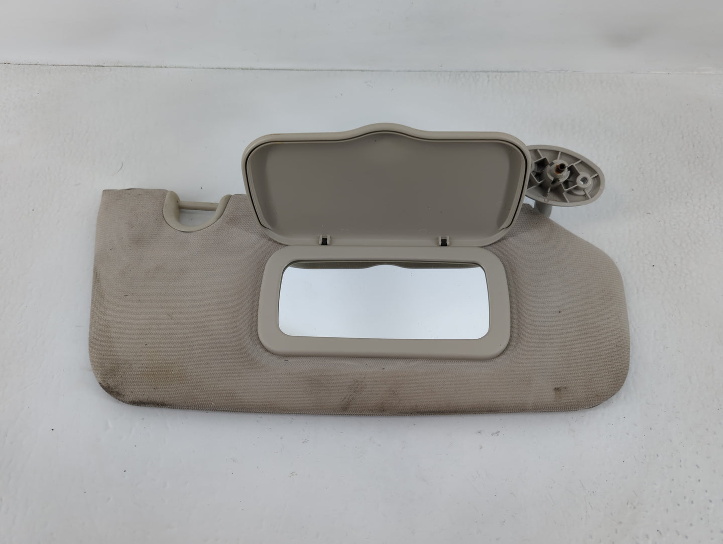 2017 Jeep Compass Sun Visor Shade Replacement Passenger Right Mirror Fits OEM Used Auto Parts - Oemusedautoparts1.com