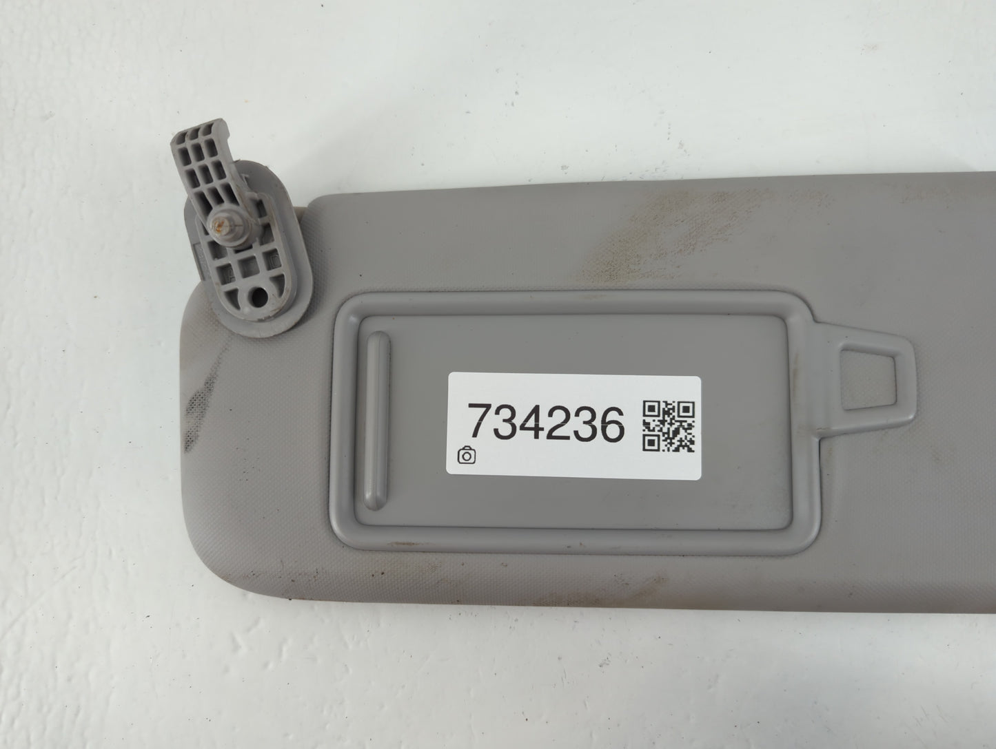 2017-2020 Hyundai Elantra Sun Visor Shade Replacement Driver Left Mirror Fits Fits 2017 2018 2019 2020 OEM Used Auto Parts - Oemusedautoparts1.com