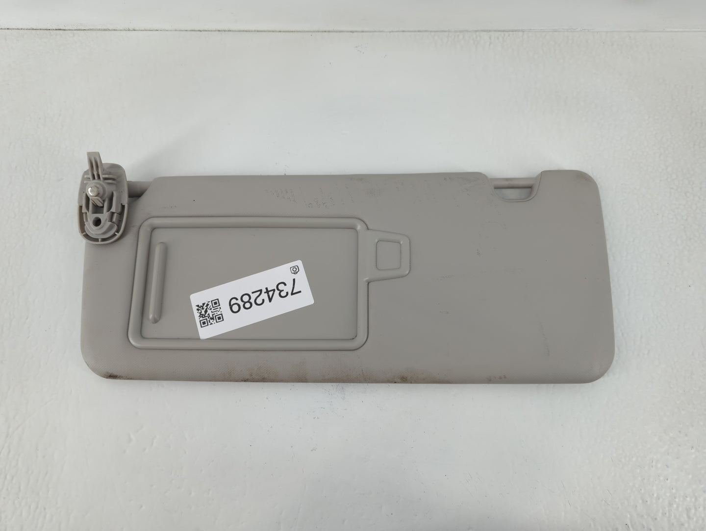 2022 Hyundai Tucson Sun Visor Shade Replacement Driver Left Mirror Fits OEM Used Auto Parts - Oemusedautoparts1.com